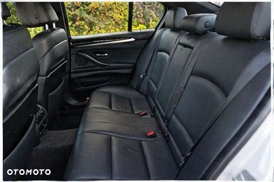 BMW Seria 5 525d xDrive Luxury Line - 10