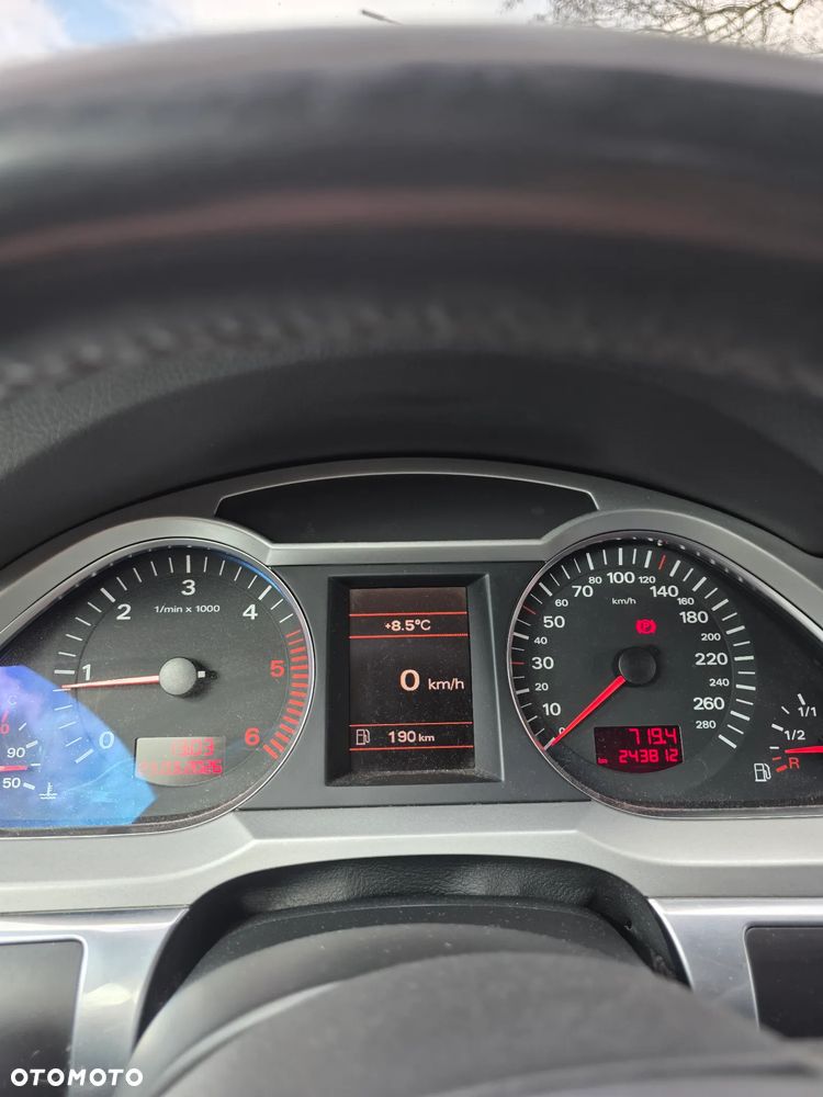 Audi A6 Avant 3.0 TDI Quattro - 10