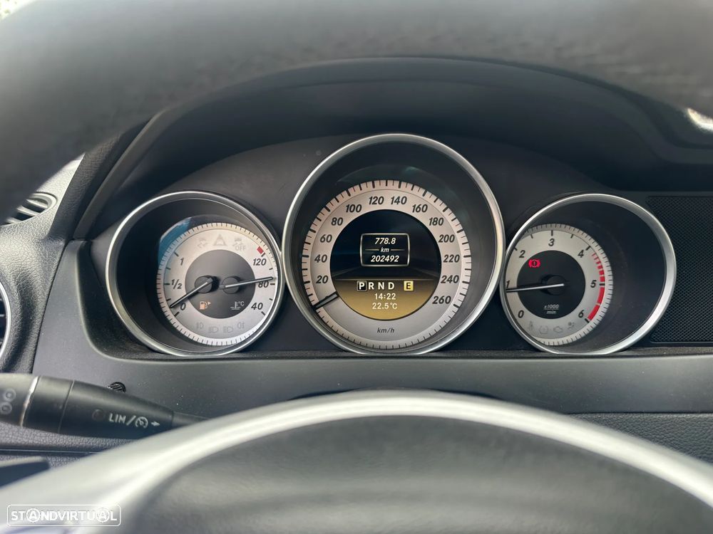Mercedes-Benz C 220 - 6