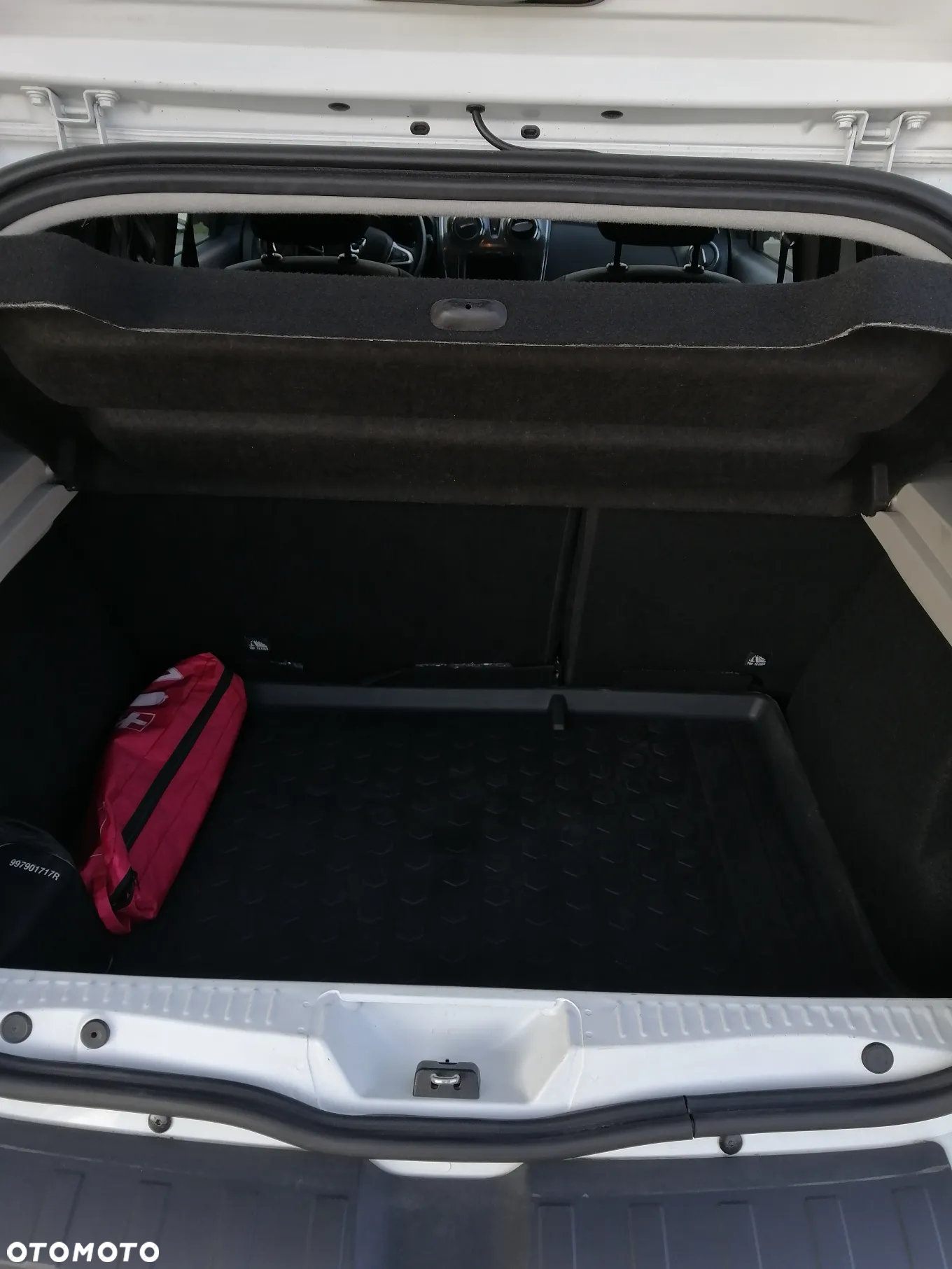 Dacia Sandero 1.0 TCe Laureate S&S - 10