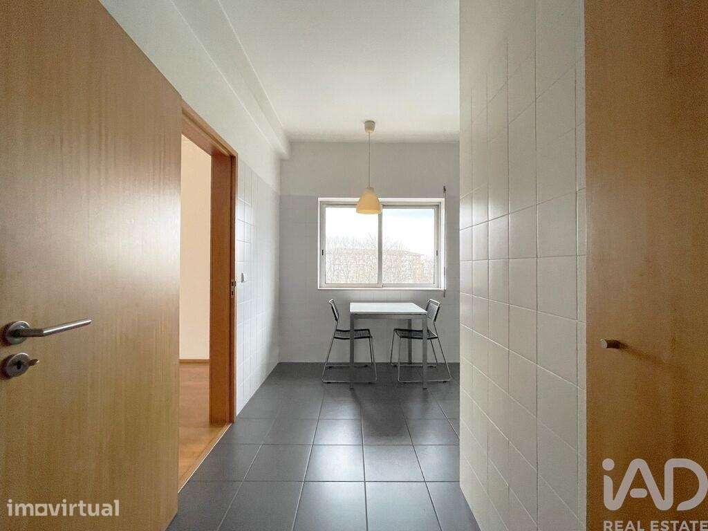 Apartamento T2 em Azurém - Grande imagem: 4/10