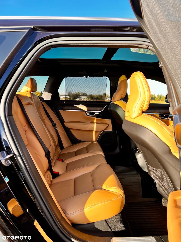 Volvo V90 Cross Country D5 AWD Pro - 11