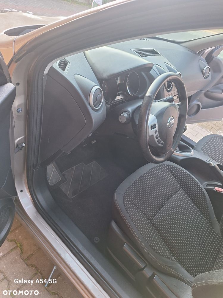 Nissan Qashqai - 11