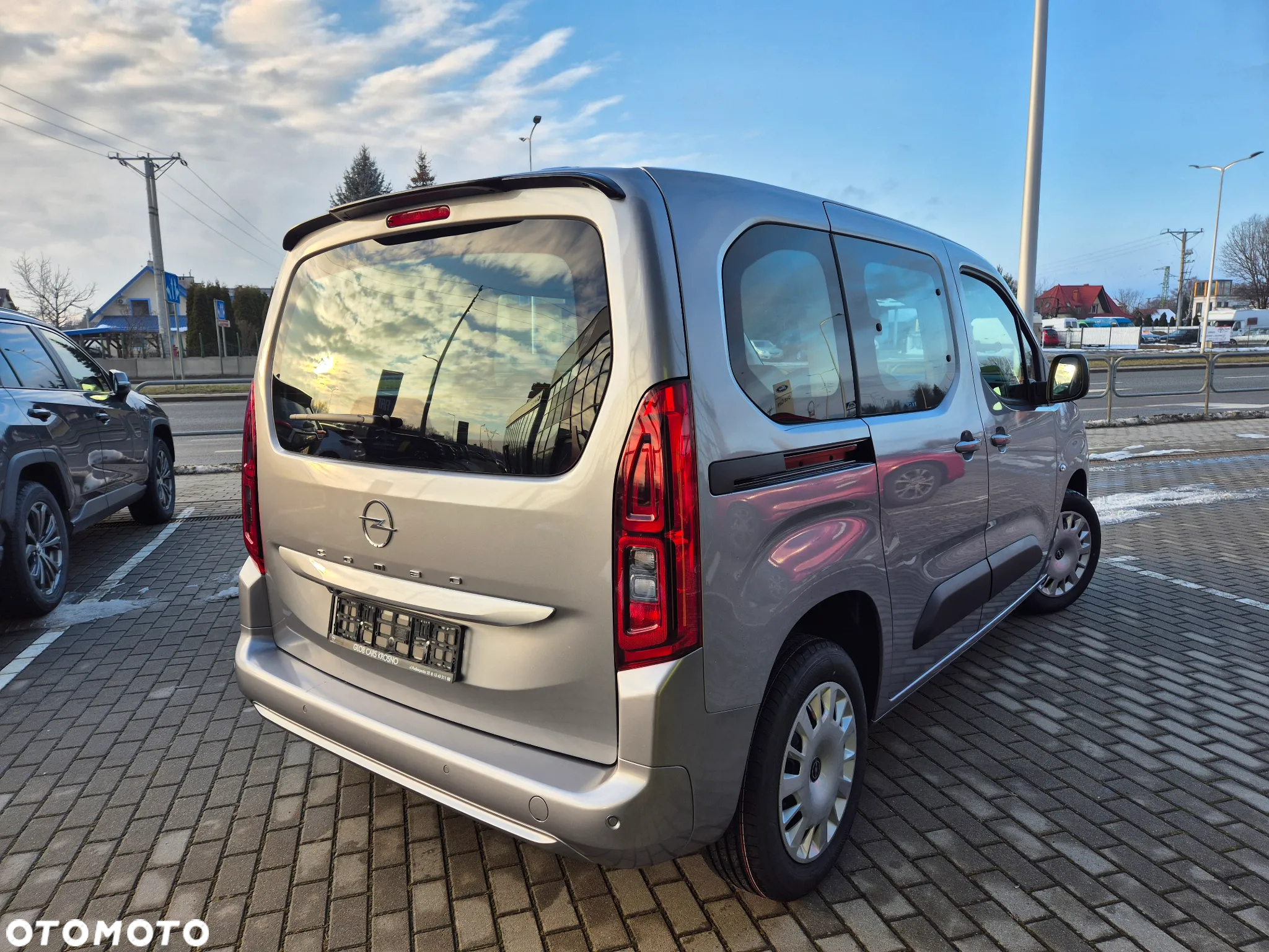 Opel Combo L 1.2 PureTech S&S - 8