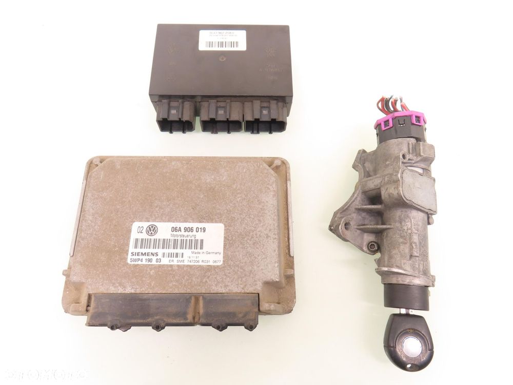 STACYJKA STEROWNIK VW GOLF IV 1.6 06A906019 5WP419003 1C0962258E - 1