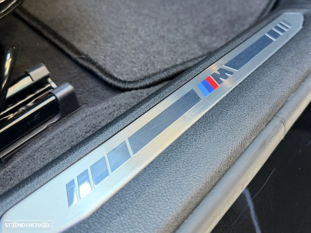BMW 116 d Pack M - 23