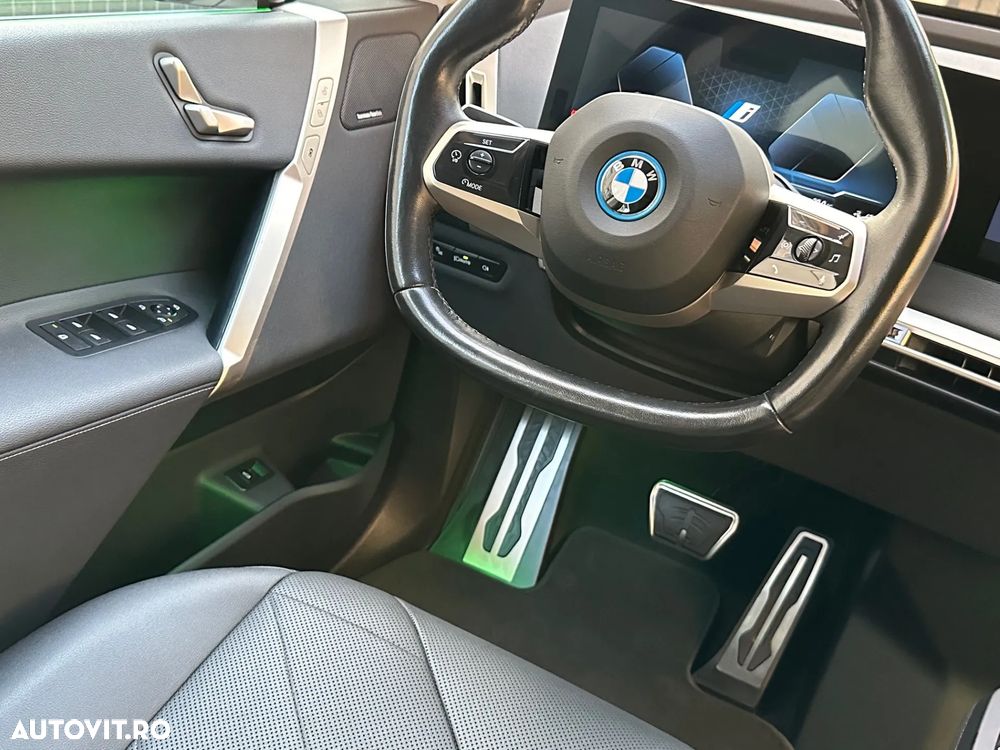BMW iX xDrive40 - 20