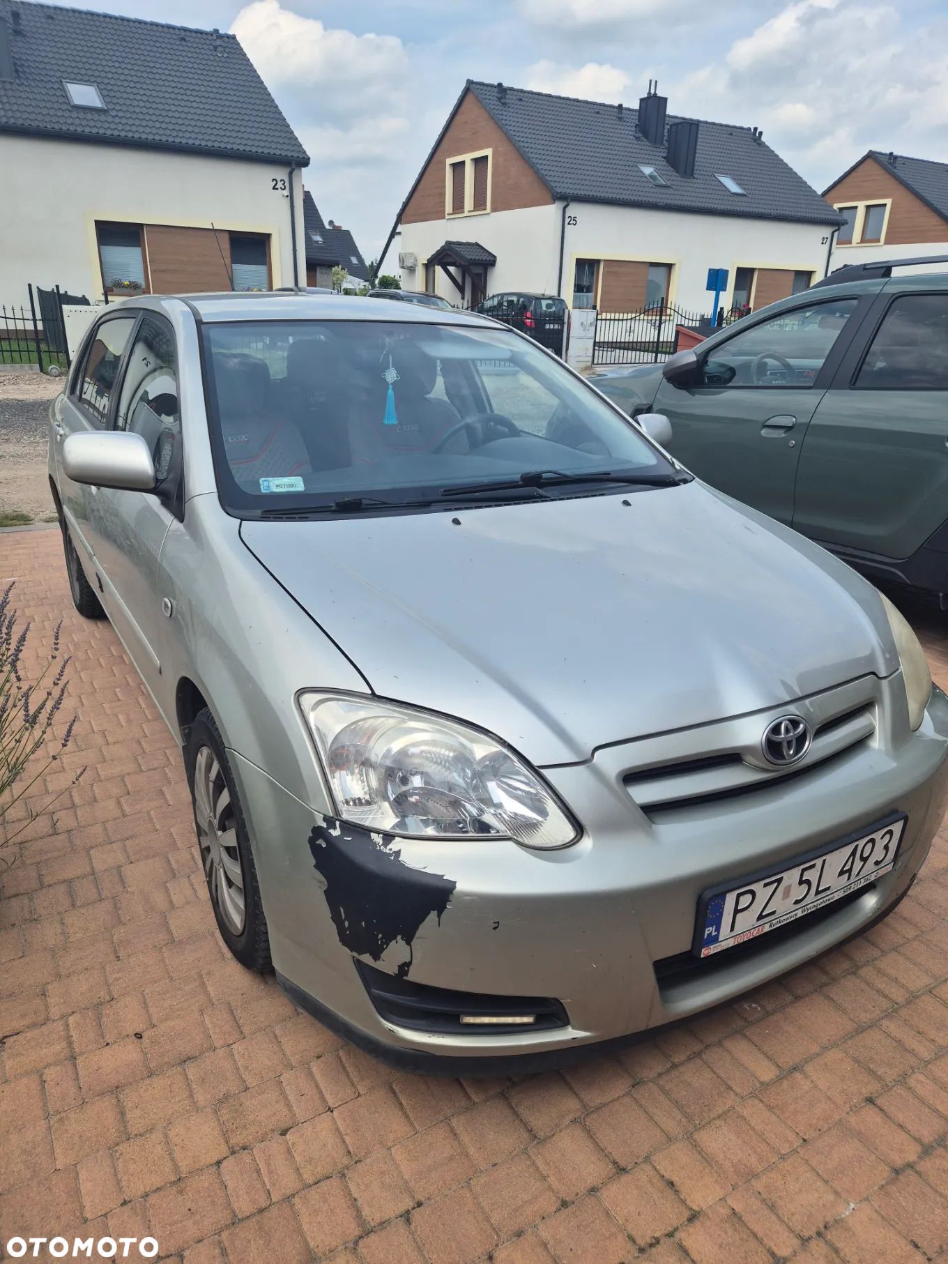 Toyota Corolla - 1