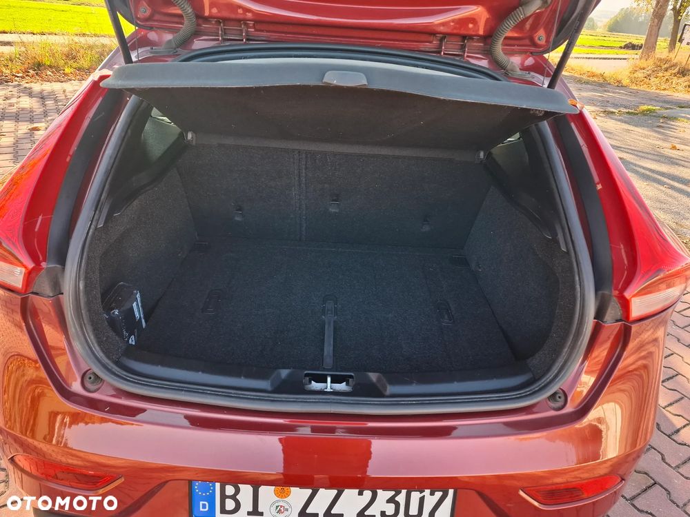 Volvo V40 - 21