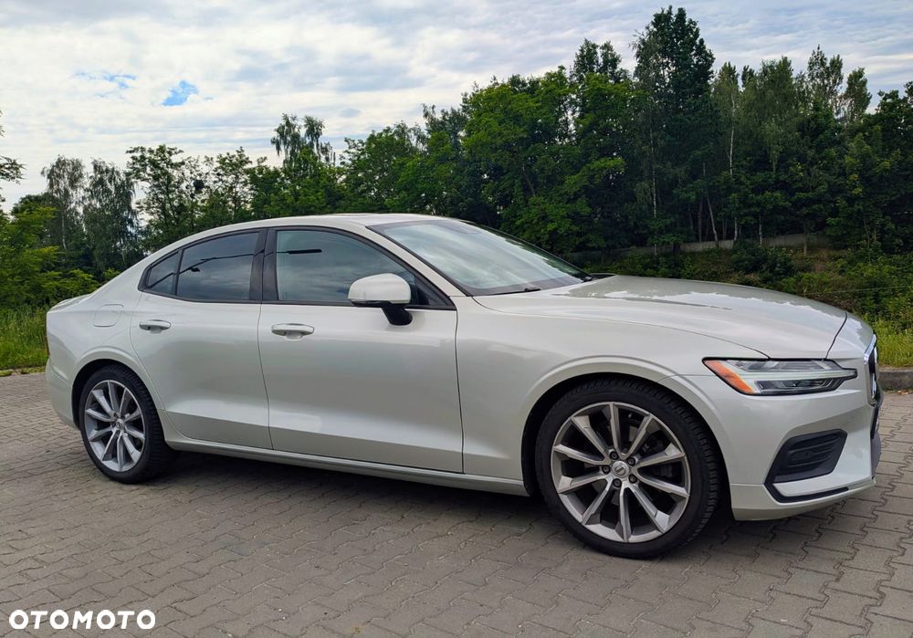 Volvo S60 T5 Momentum Pro - 2