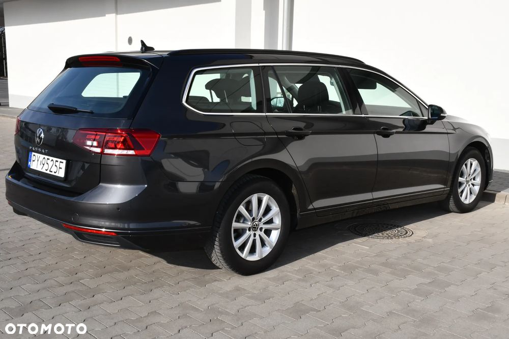 Volkswagen Passat 2.0 TDI SCR DSG Business - 9