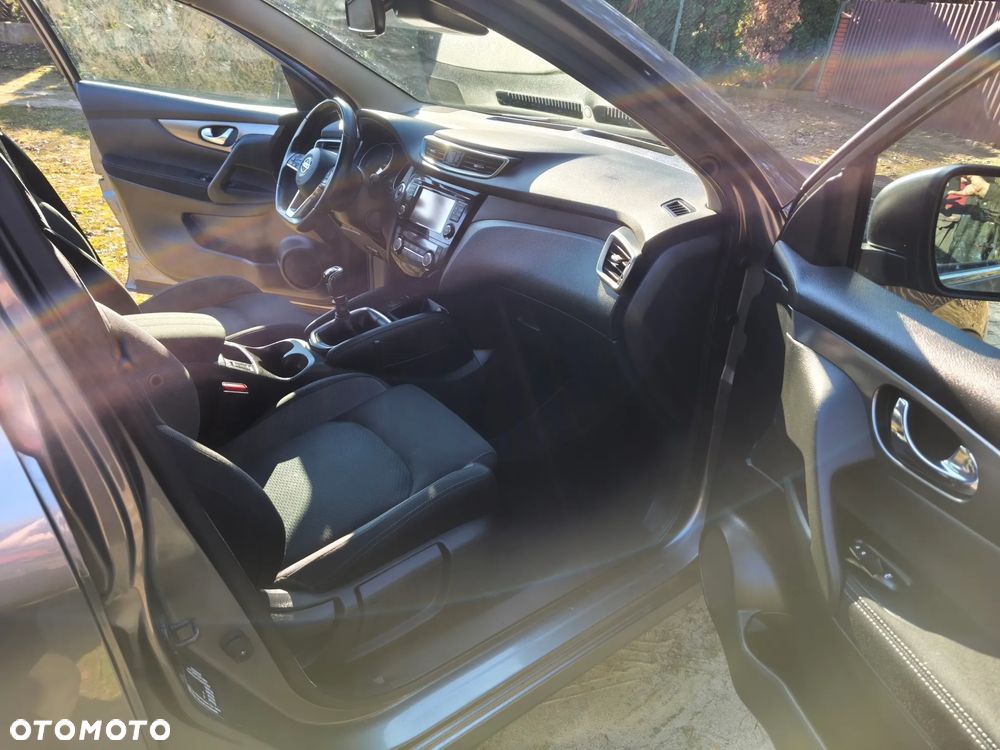 Nissan Qashqai 1.2 DIG-T Tekna EU6 - 12