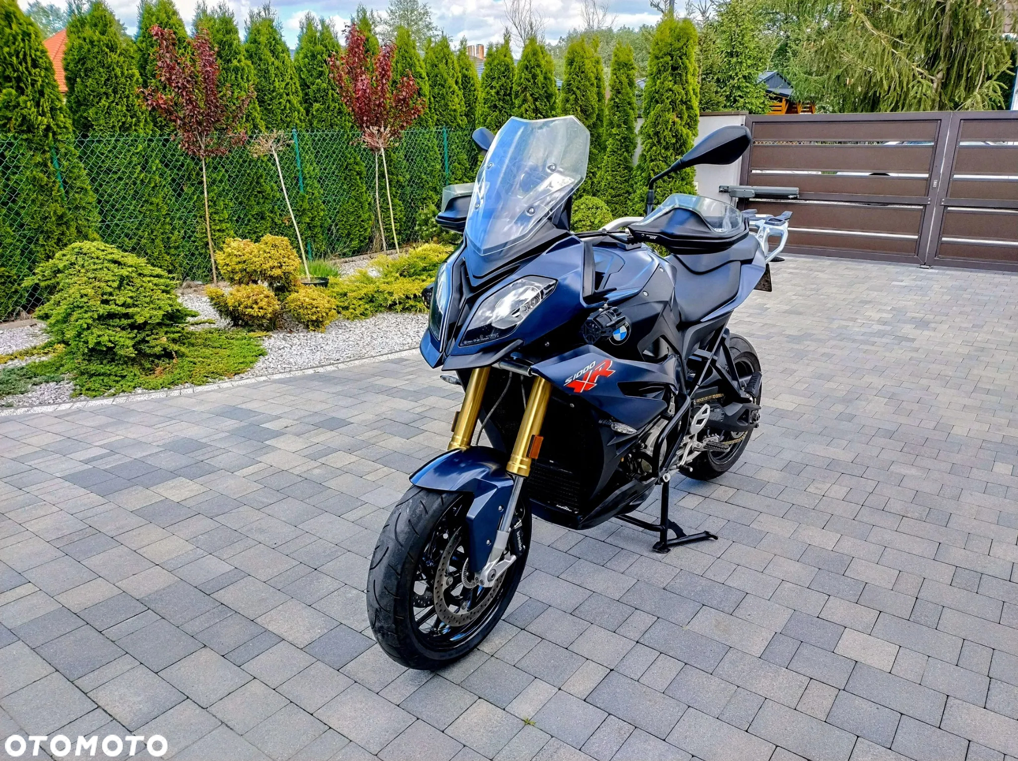 BMW XR - 7
