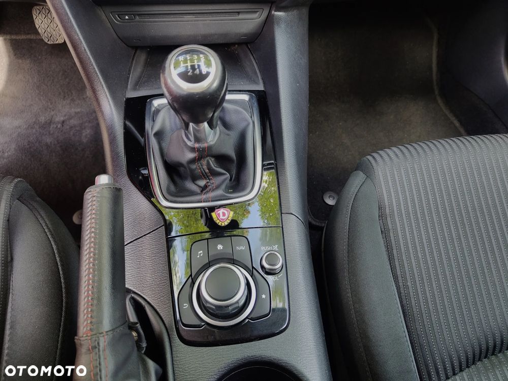 Mazda 3 SKYACTIV-G 120 NAKAMA - 24