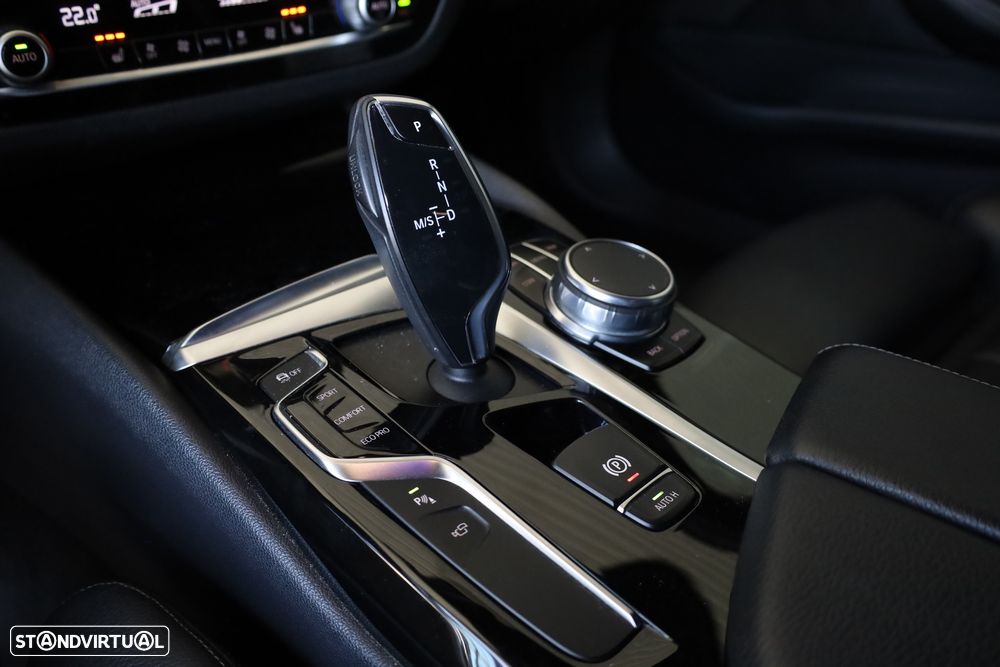 BMW 520 d Pack M Auto - 22
