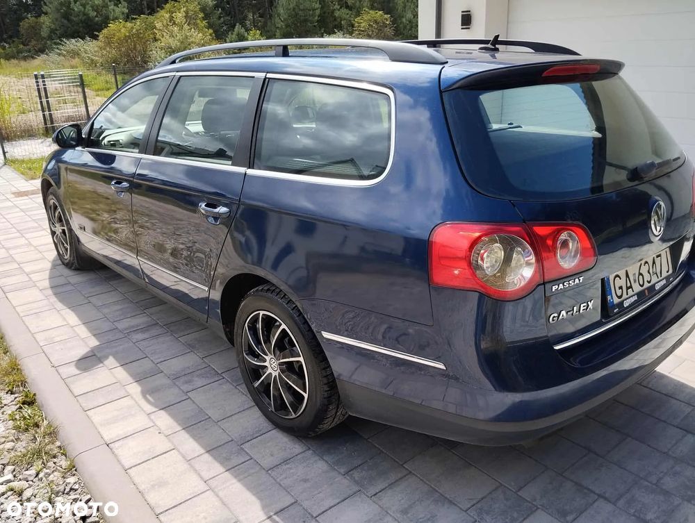 Volkswagen Passat 2.0 TDI 4Mot Comfortline - 9