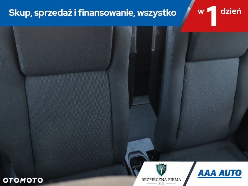 Opel Zafira - 18