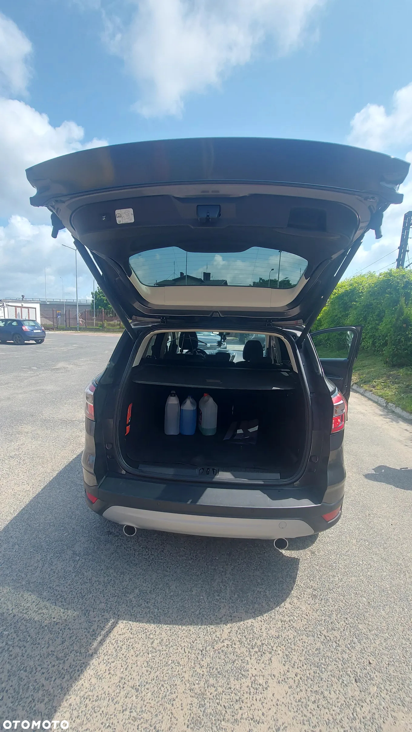 Ford Kuga 2.0 TDCi 2x4 Cool & Connect - 5
