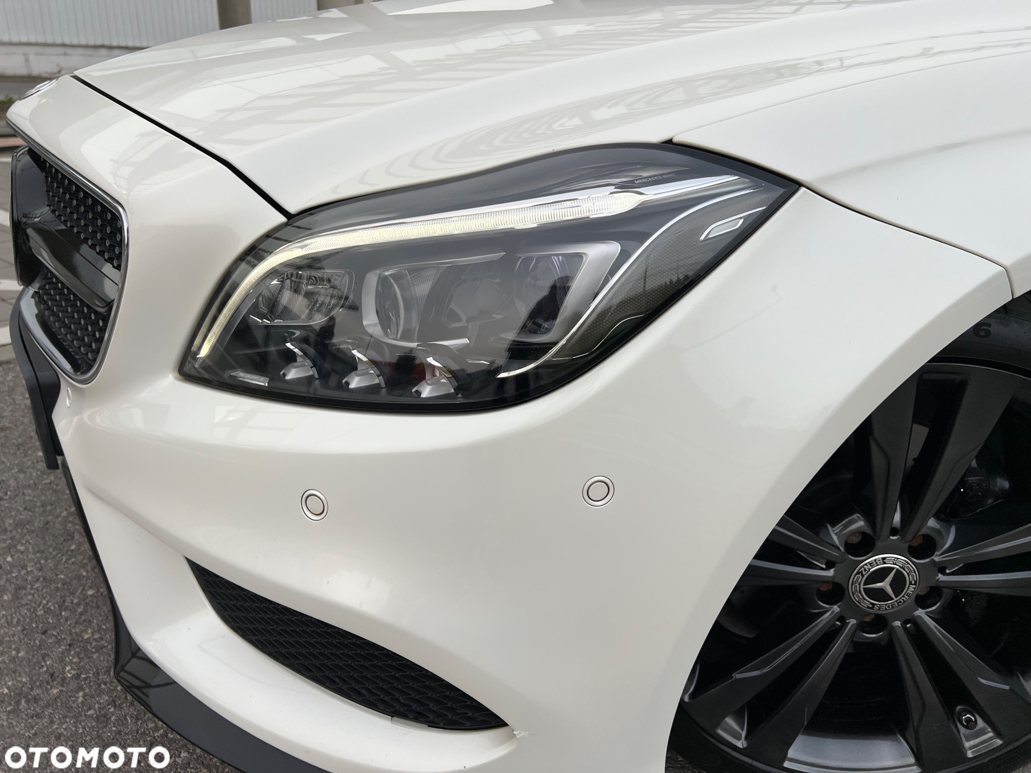 Mercedes-Benz CLS Shooting Brake 220 d 9G-TRONIC Final Edition - 12