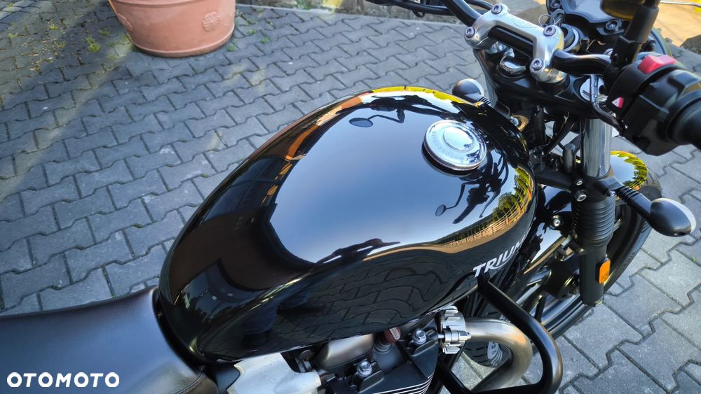 Triumph Street Twin - 20