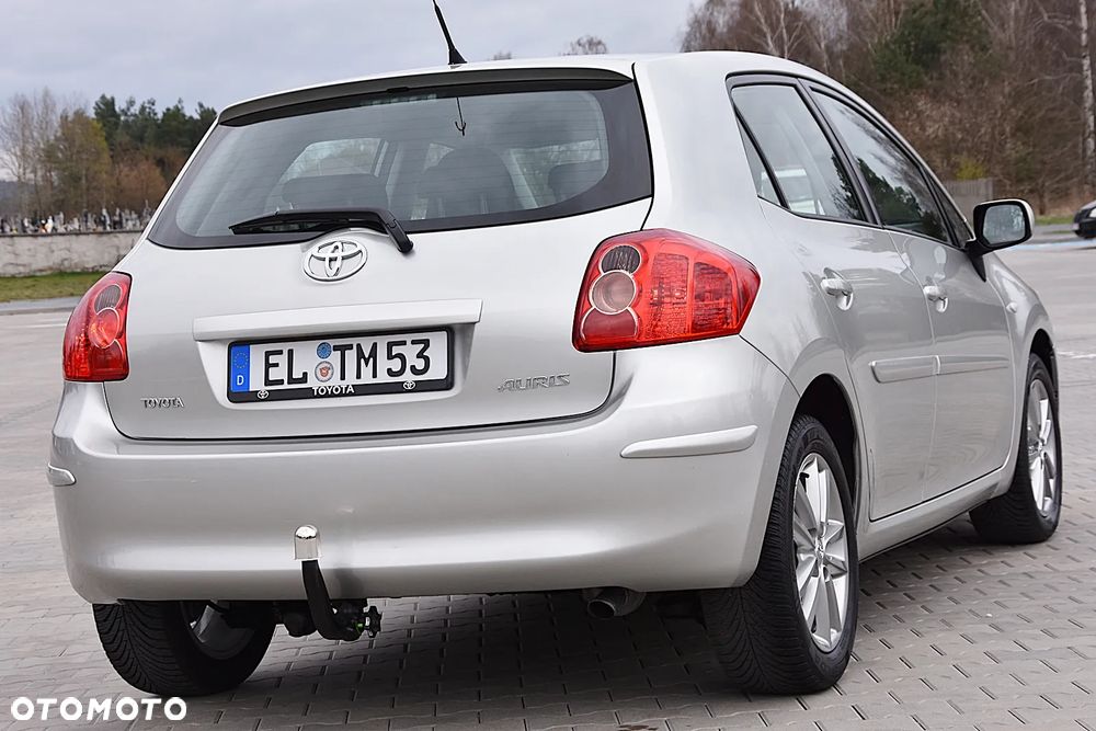 Toyota Auris 1.6 Luna - 5