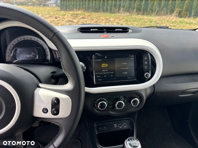 Renault Twingo TCe 90 INTENS - 13