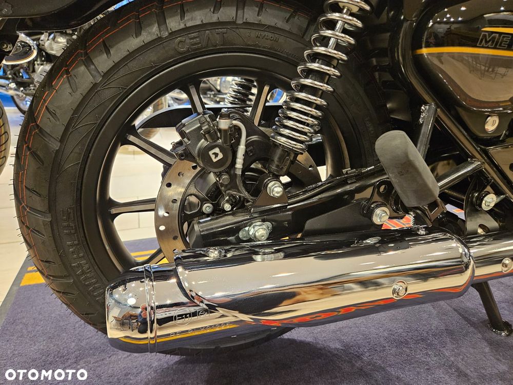 Royal Enfield Meteor - 10