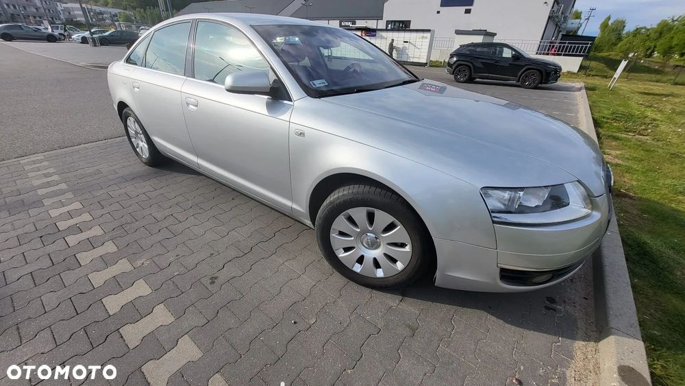 Audi A6 Limousine 2.4 - 2
