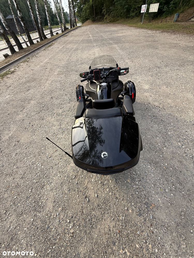 Can-Am Spyder - 3