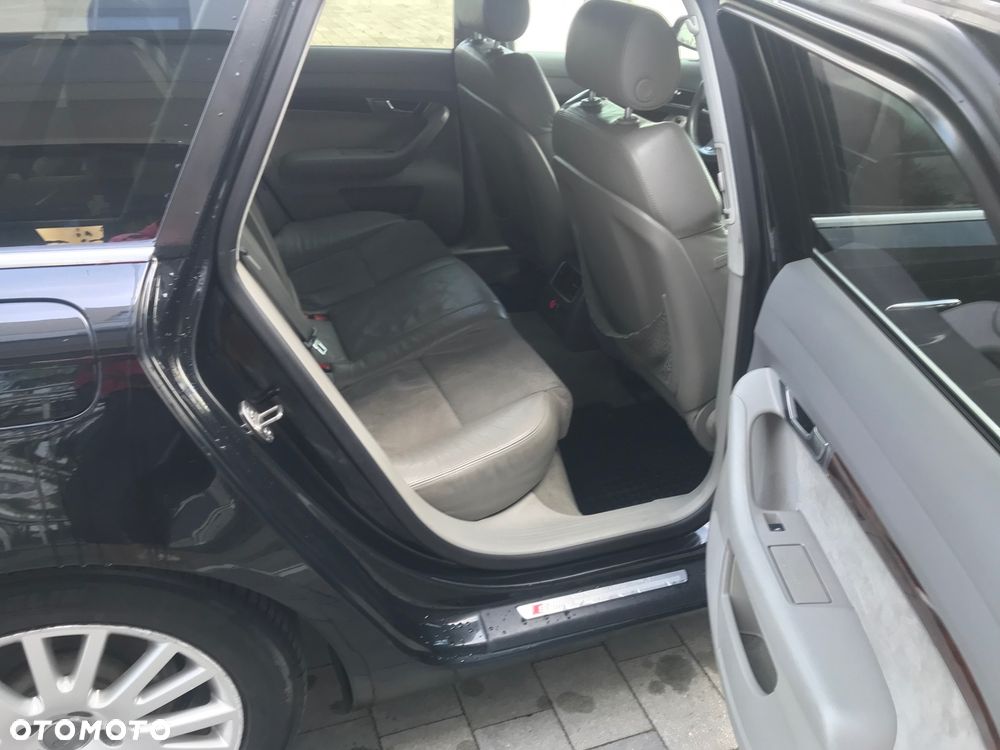 Audi A6 Avant - 11