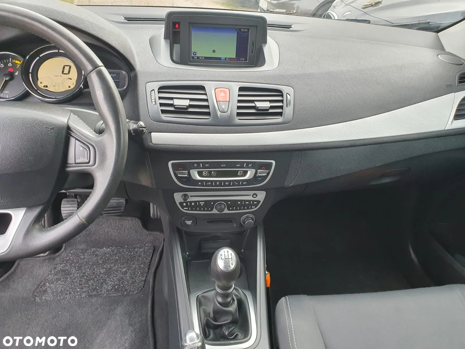 Renault Megane 1.6 16V 110 Dynamique - 23
