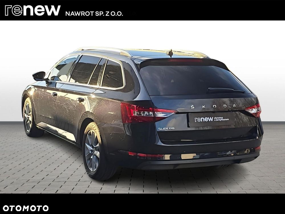 Skoda Superb 2.0 TDI SCR Style DSG - 3