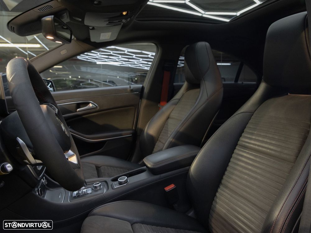 Mercedes-Benz CLA 45 AMG S 4Matic+ Speedshift 8G-D - 11