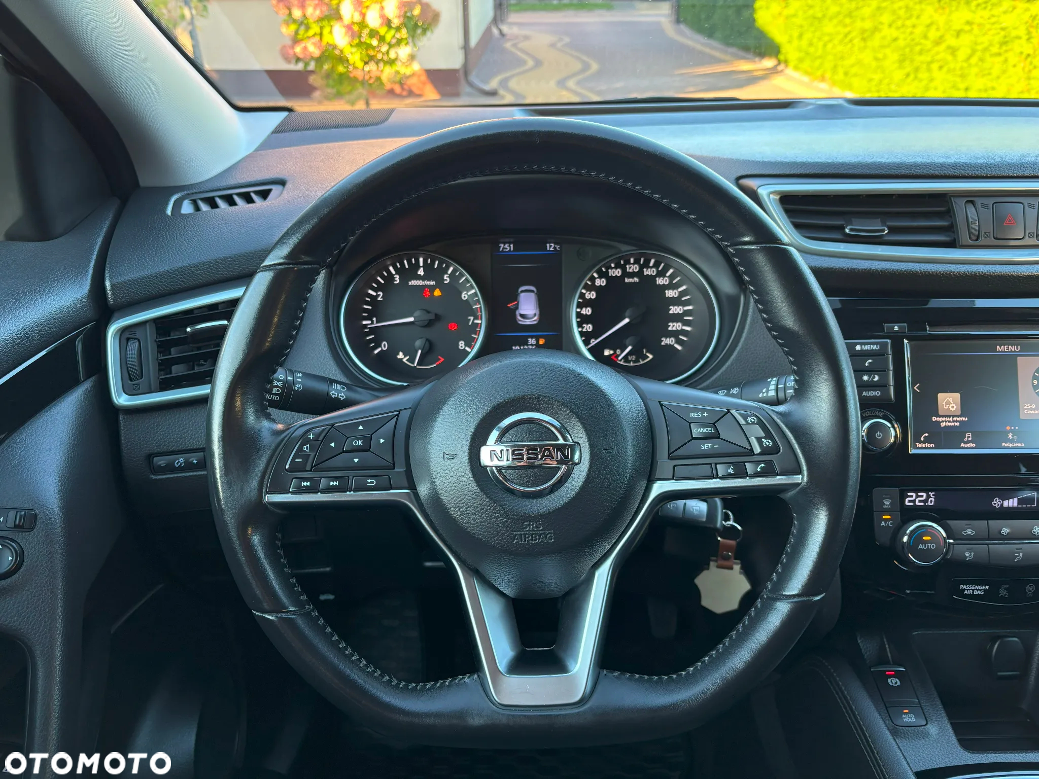 Nissan Qashqai 1.3 DIG-T N-Connecta - 26