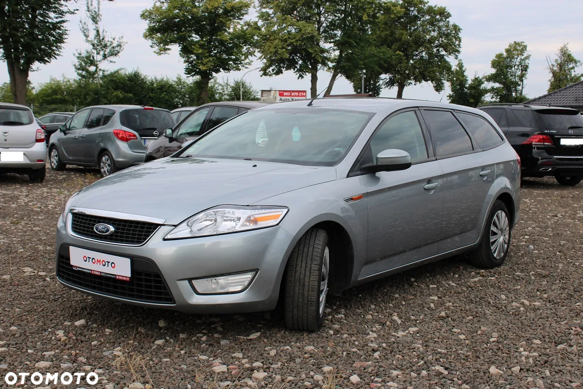 Ford Mondeo 2.0 FF Ghia - 12