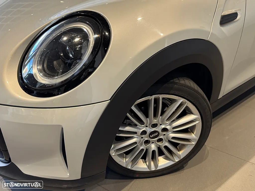 MINI Cabrio Cooper Classic Auto - 11