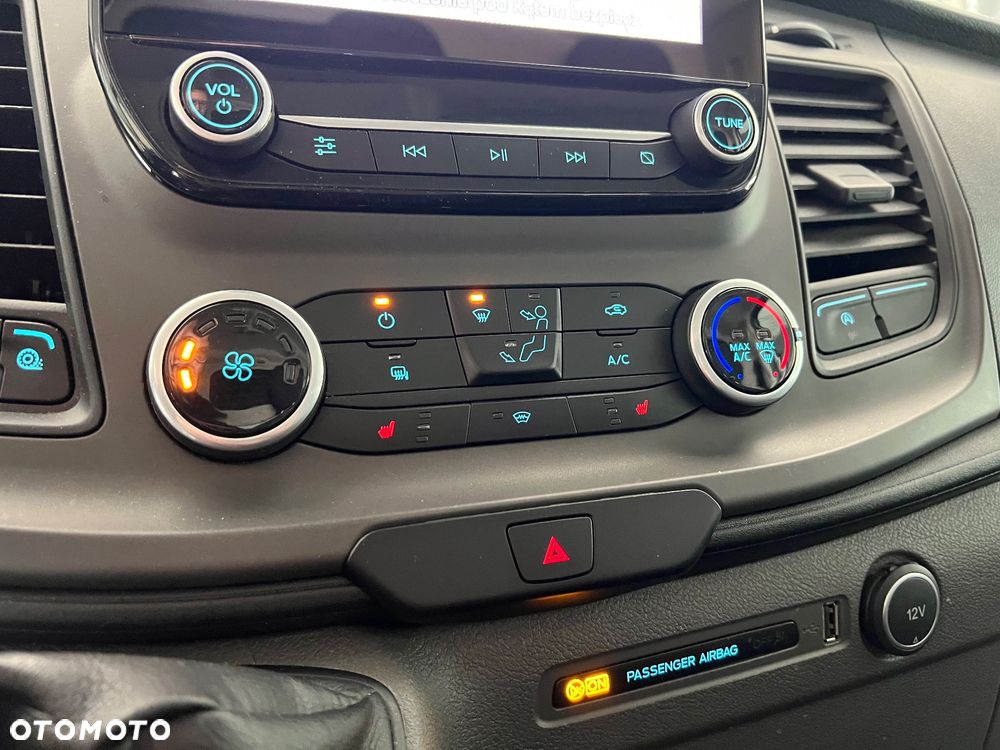 Ford Transit Custom - 32