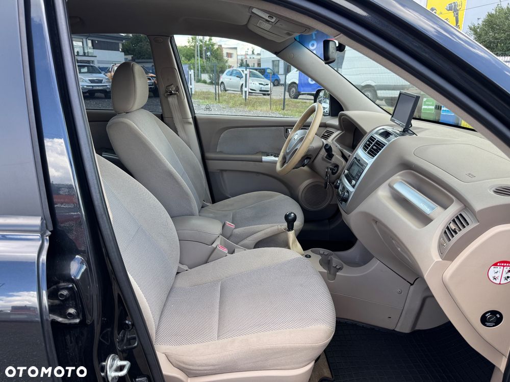 Kia Sportage 2.0 Tour 2WD - 26