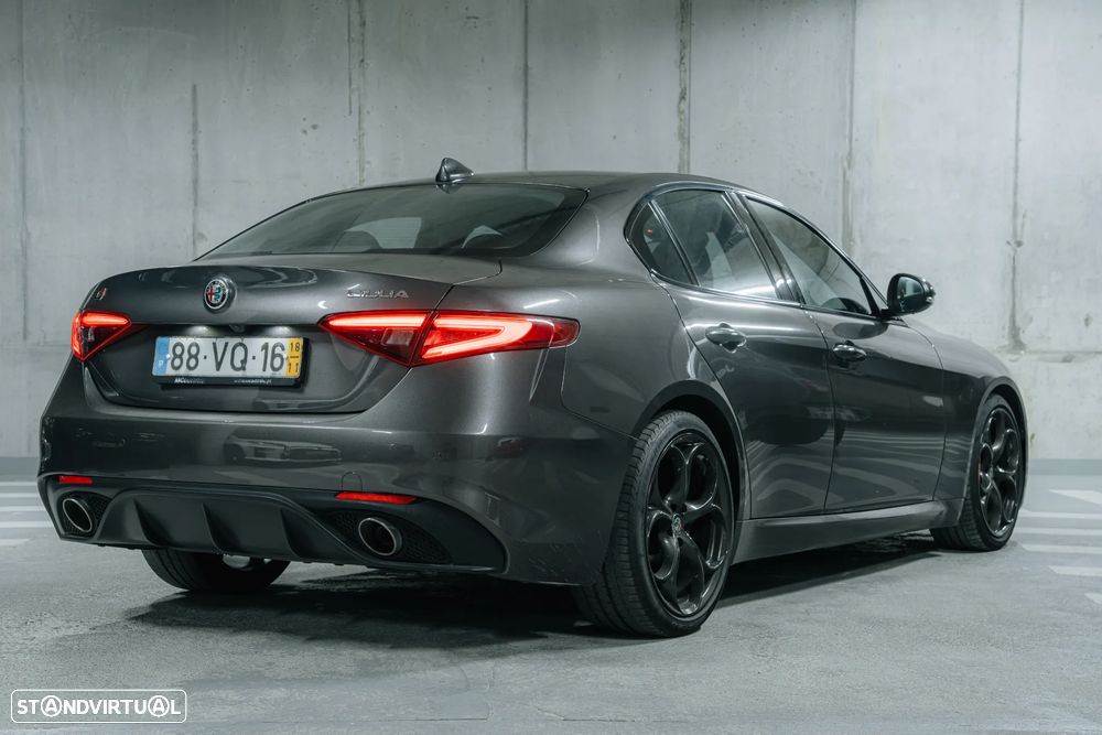 Alfa Romeo Giulia 2.2 D Super AT8 - 7