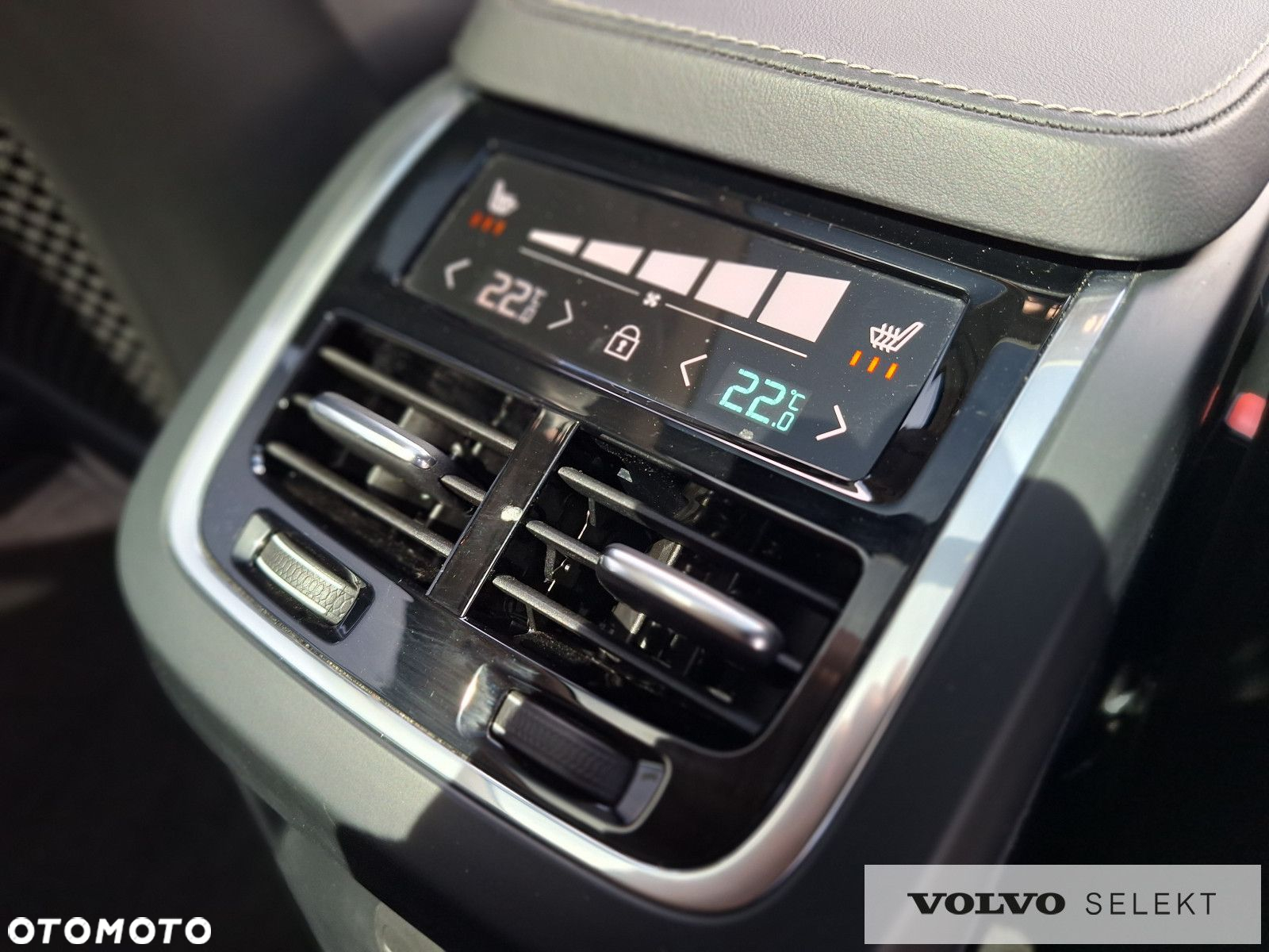 Volvo XC 90 - 29