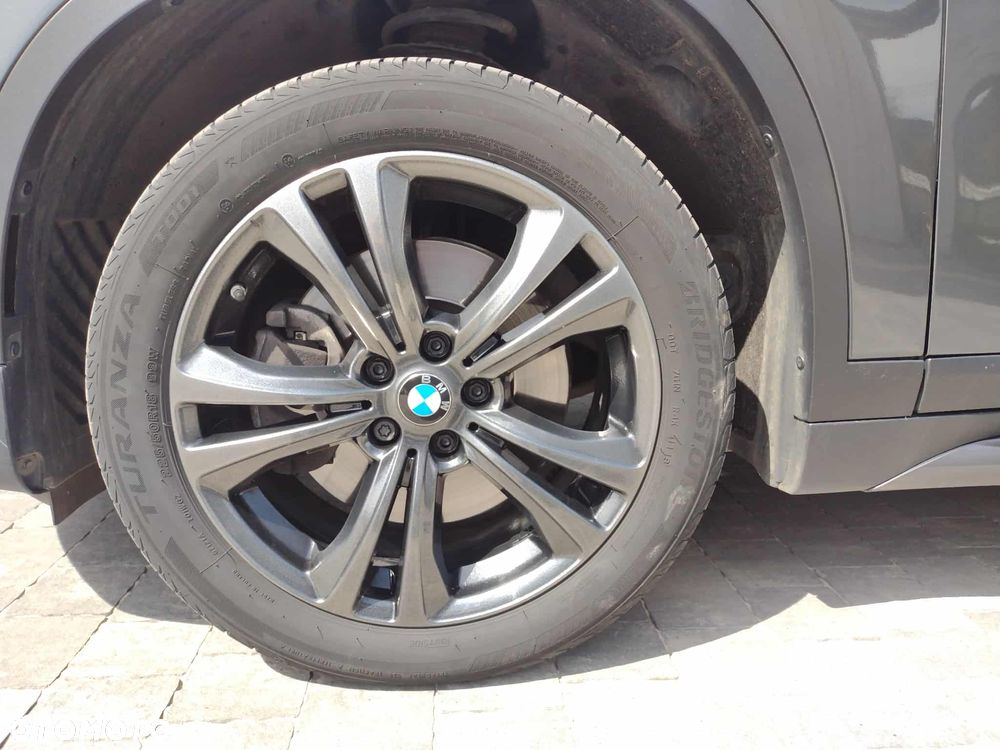 BMW X1 xDrive20d Sport Line - 13