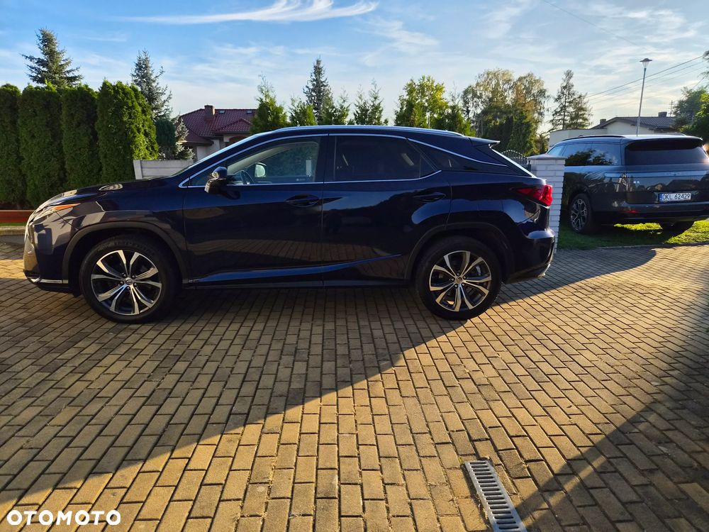 Lexus RX - 10