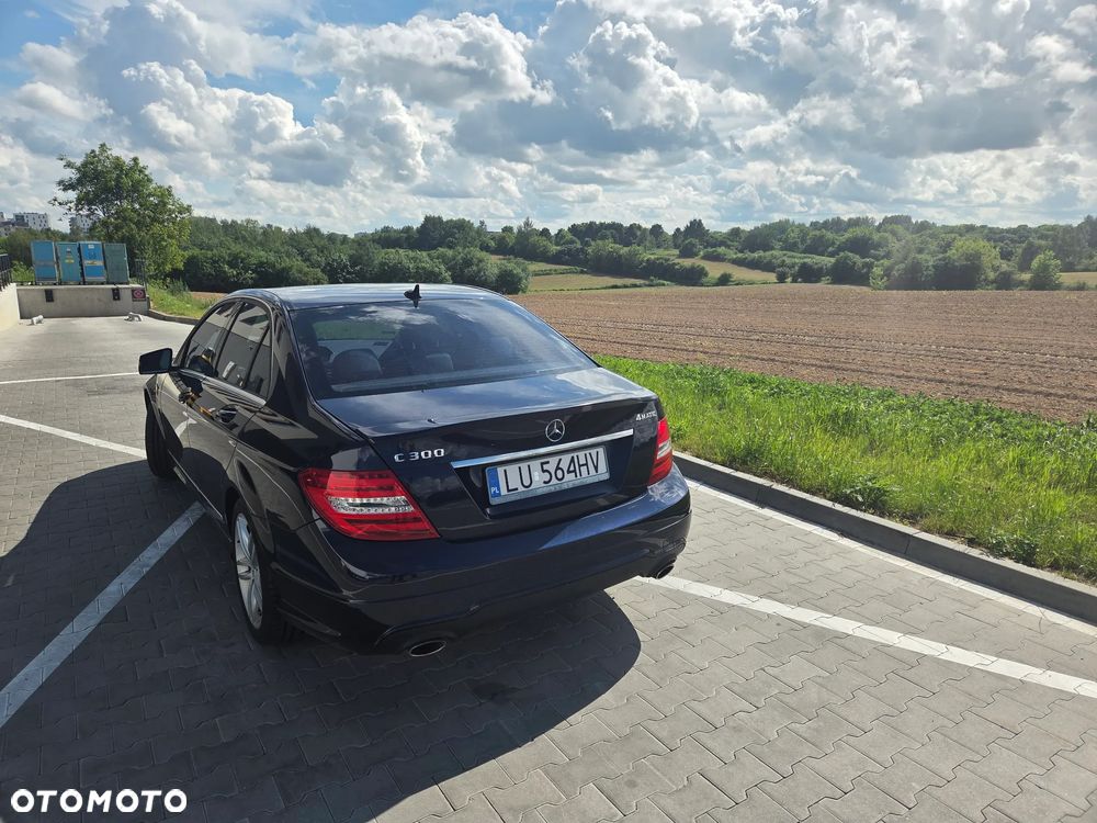 Mercedes-Benz C-Class 2013 photo 5
