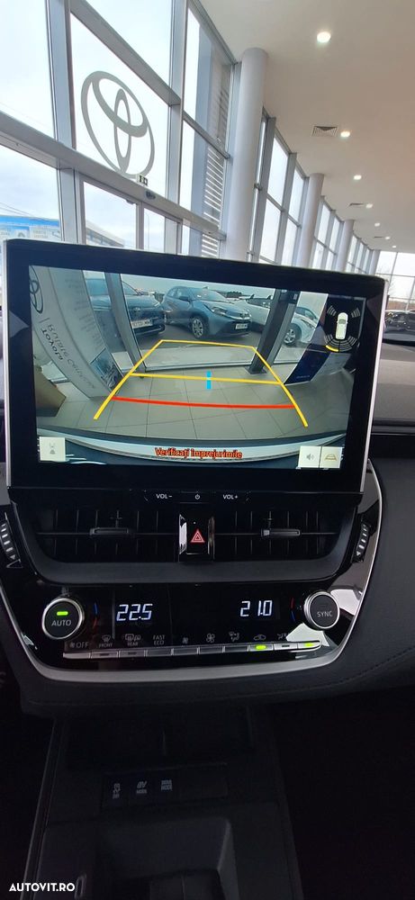 Toyota Corolla Cross - 9