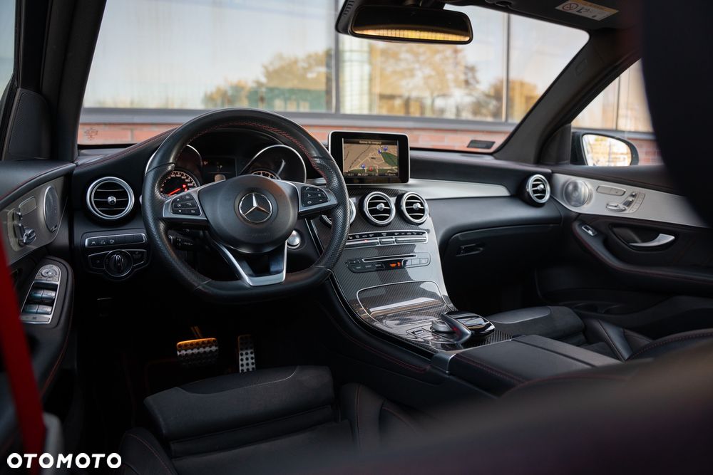 Mercedes-Benz GLC - 27