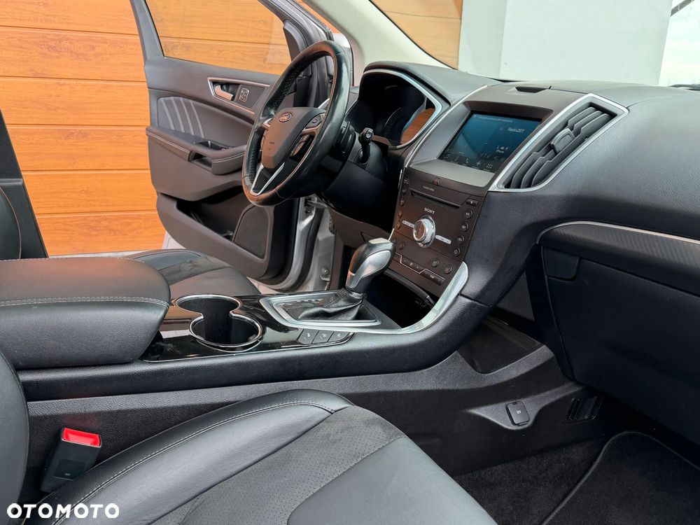 Ford Edge 2.0 TDCi Bi-Turbo 4x4 ST-LINE - 25