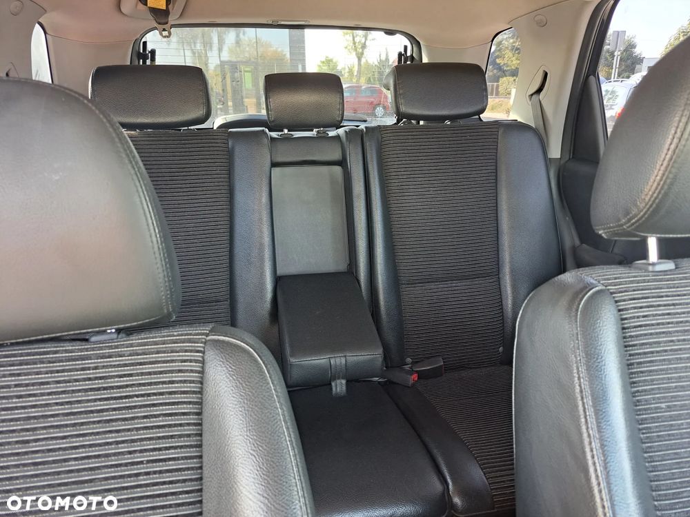 Kia Sportage 2.0 CRDi Expedition + - 22