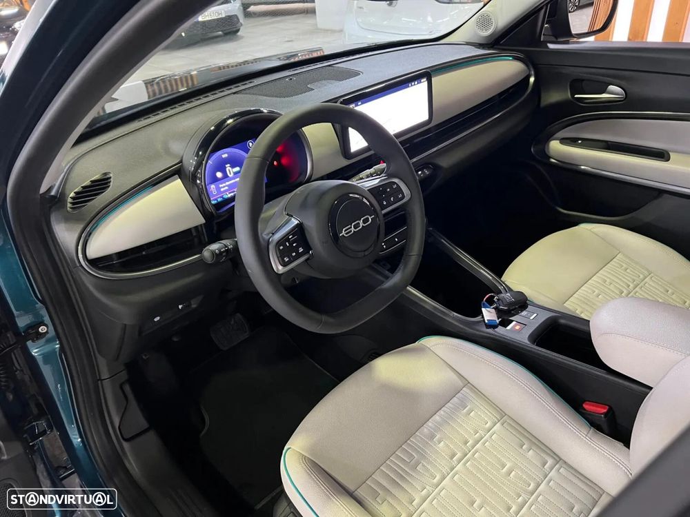 Fiat 600e 54 kWh La Prima - 24