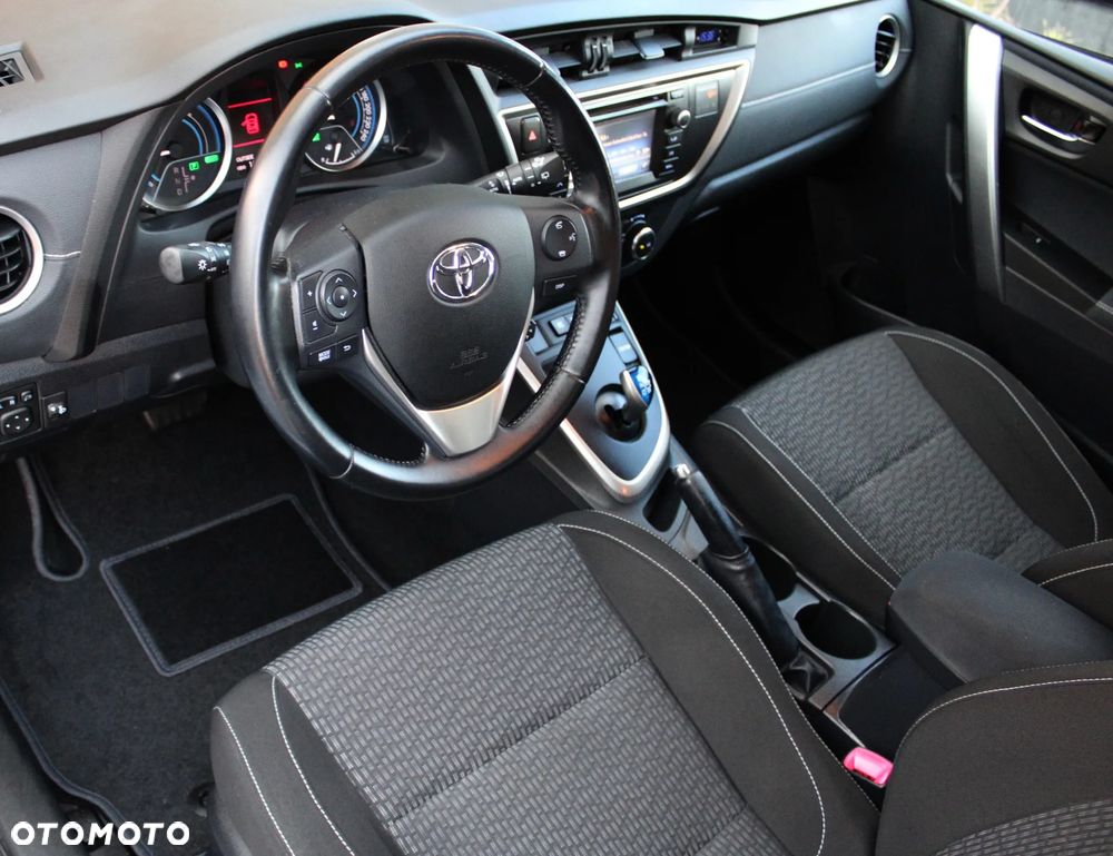 Toyota Auris - 23