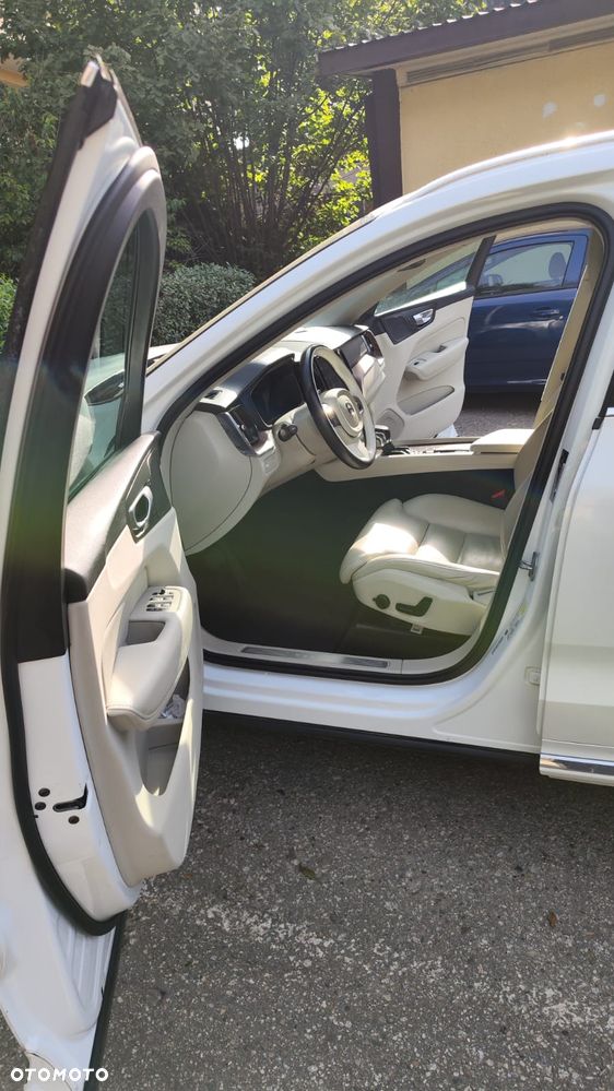 Volvo XC 60 - 6